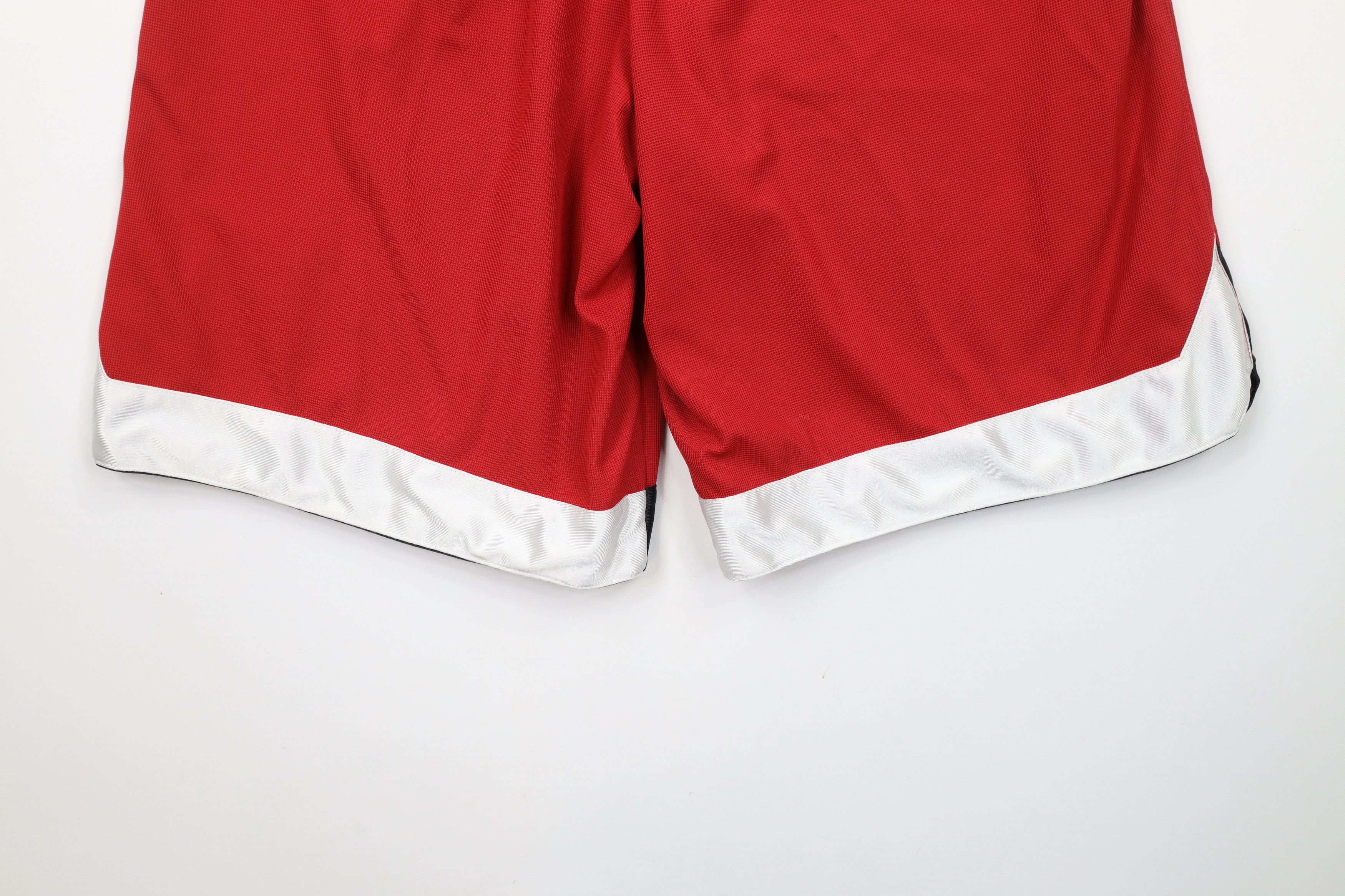Nike × Vintage Vintage 90s Nike Mini Swoosh Reversible Basketball Shorts Size US 34 / EU 50 - 9 Thumbnail