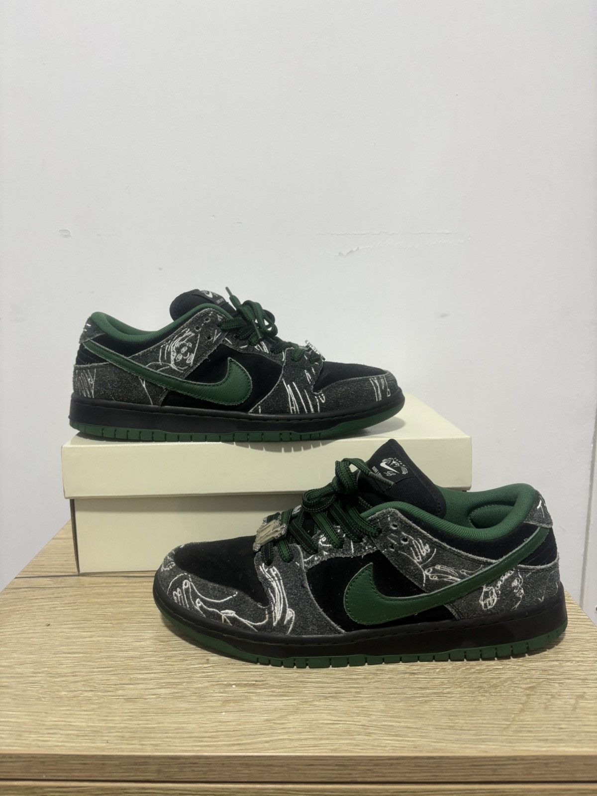 Nike SB Dunk sb there size 9 Size US 9 / EU 42 - 1 Thumbnail