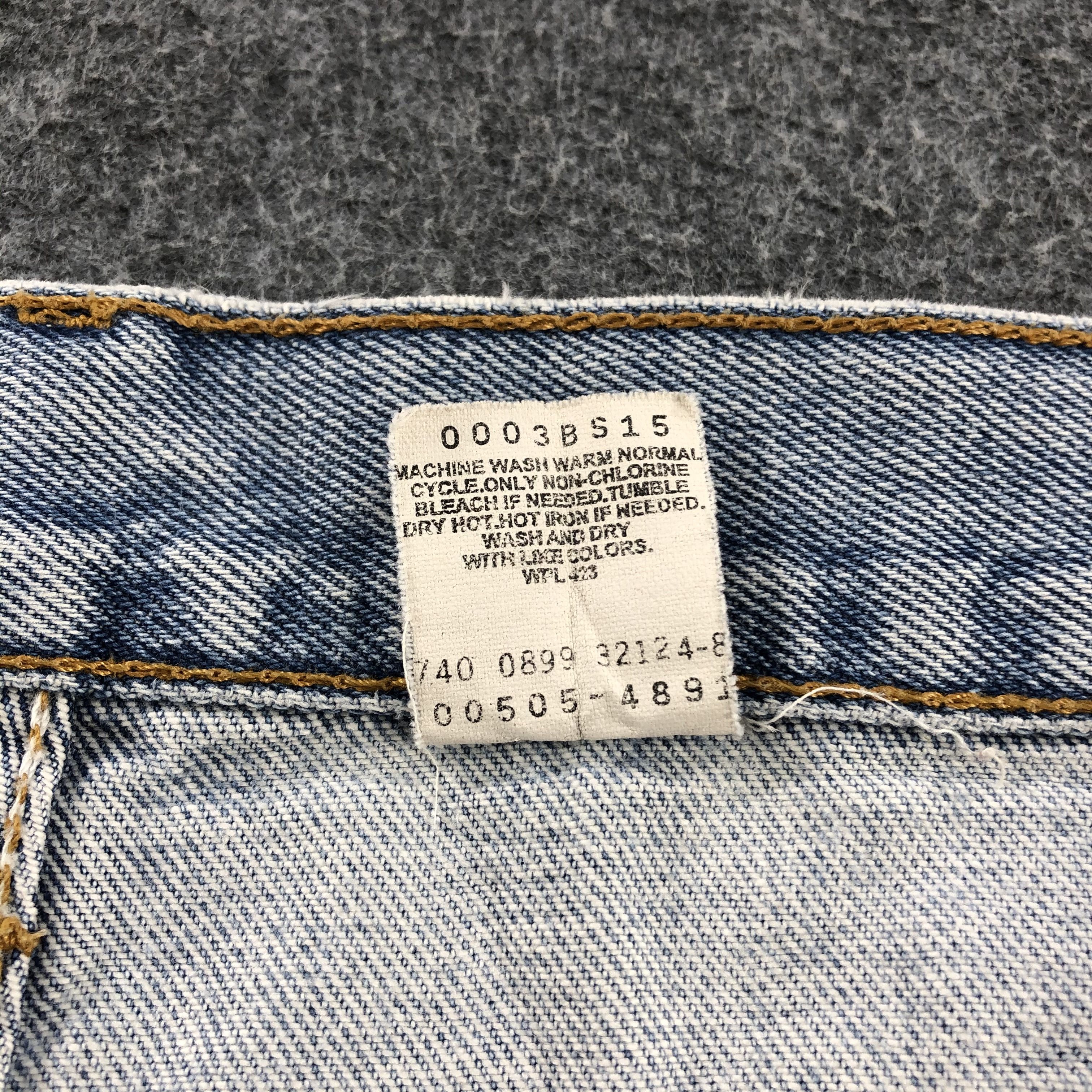 Levi's 90s Vintage Light Washed Levis 505 Jeans-J974 Size US 33 - 12 Thumbnail