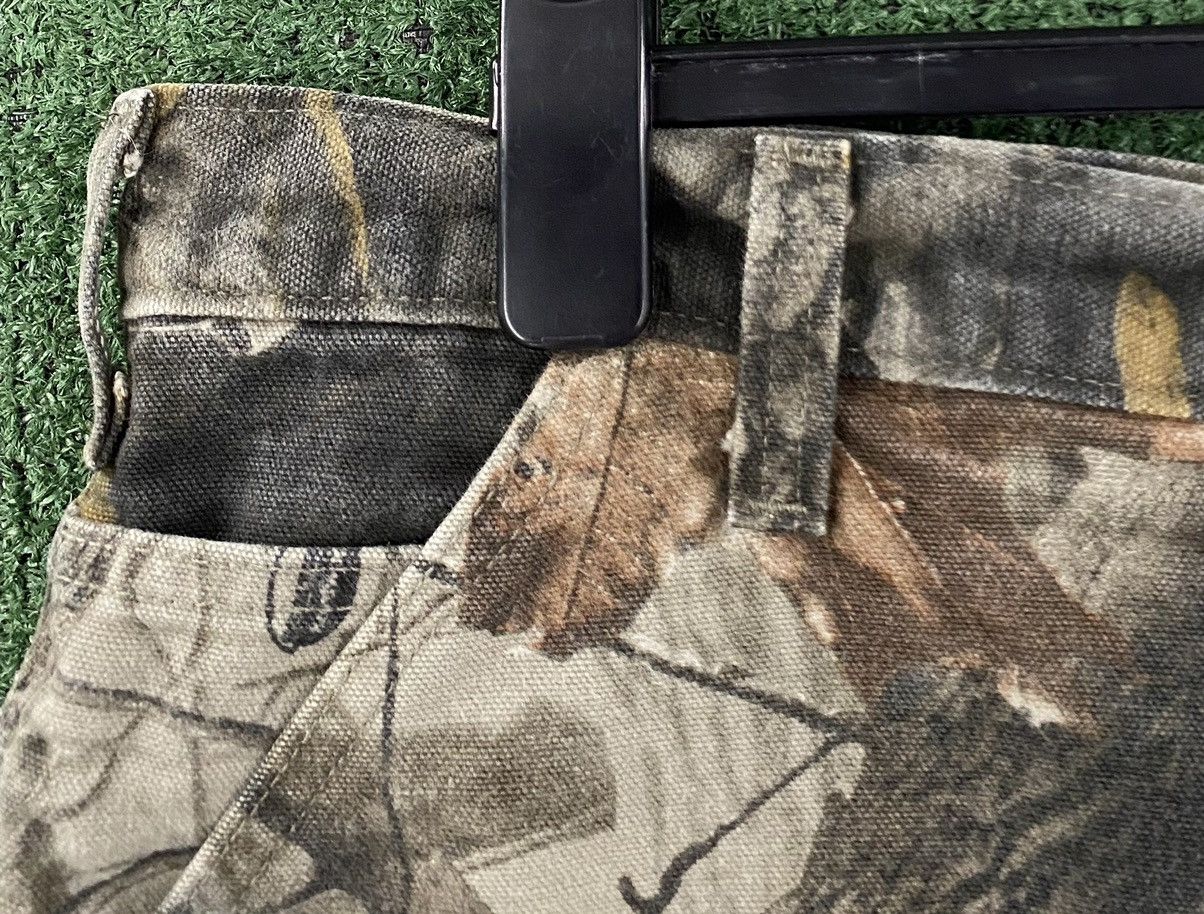 Carhartt VTG Y2K Carhartt Realtree Hardwoods Camo Camouflage Shorts Size US 42 / EU 58 - 8 Thumbnail