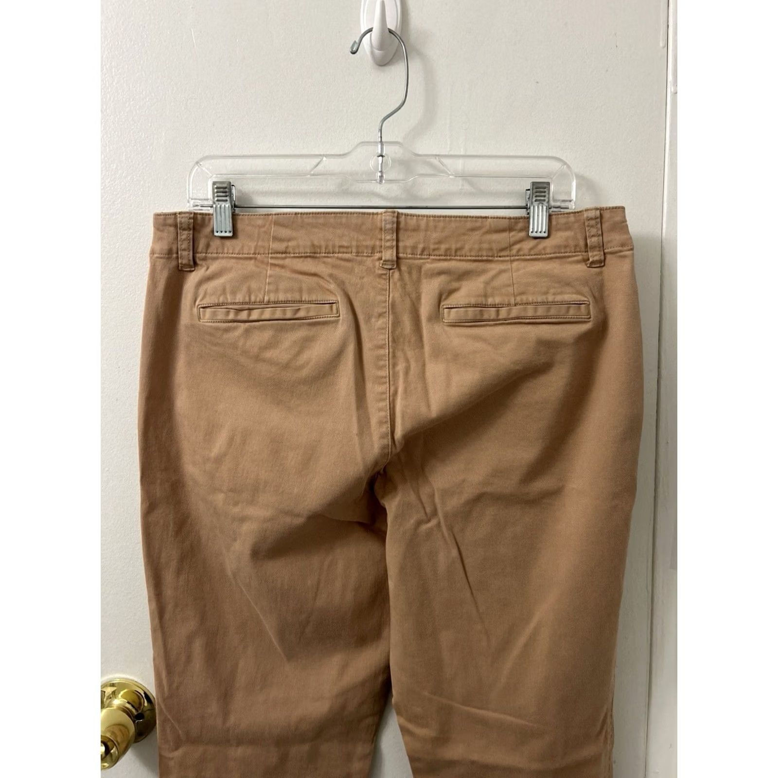 Ralph Lauren VINTAGE? No – Lauren Ralph Lauren Pants Women 12 Chino Straight Leg Beige Khaki 34x27 Stretch Comfort Easy Care YKK Buttons Zip Fly Workwear Casual Size 34" / US 12 / IT 48 - 7 Thumbnail
