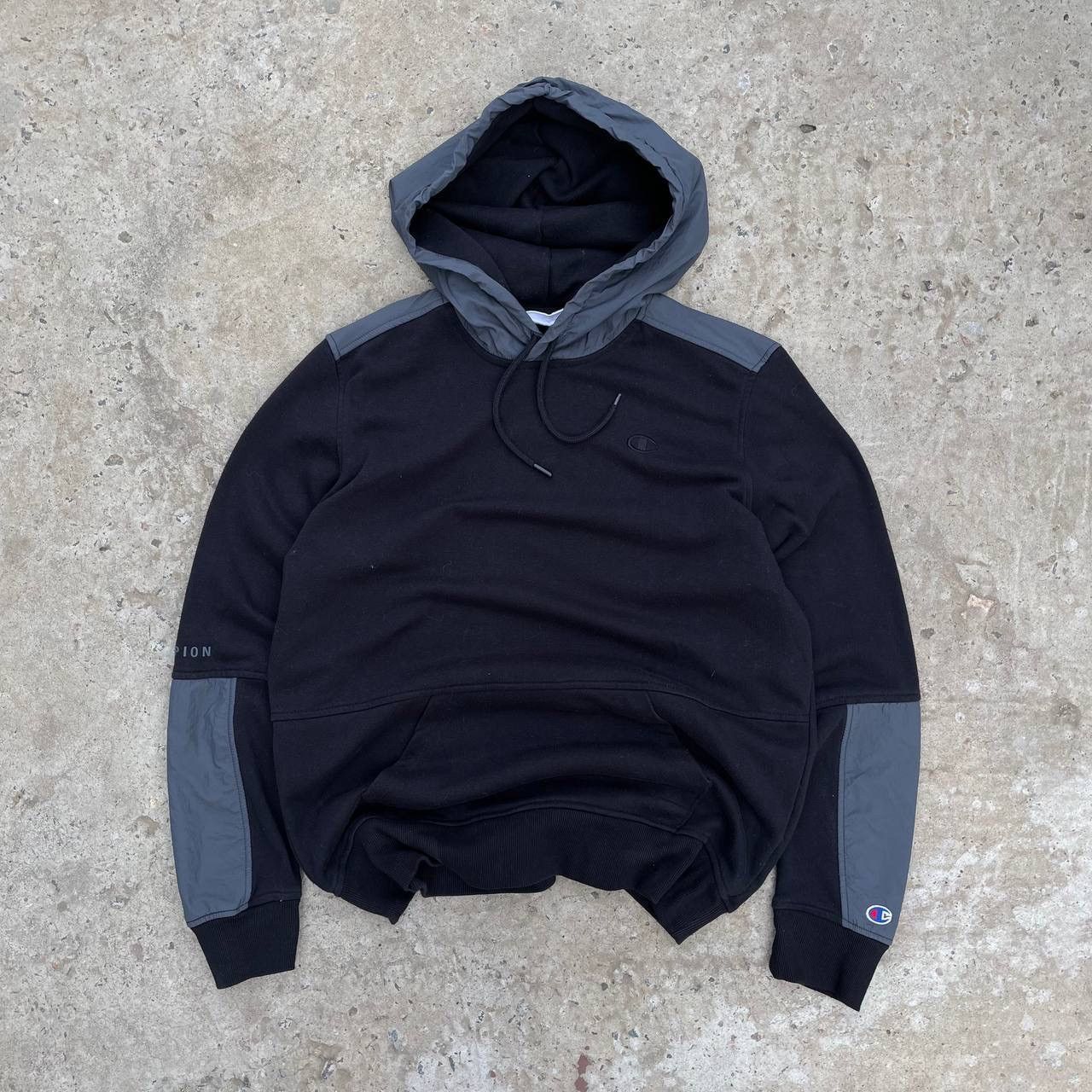 Champion Vintage Japanese Style Hoodie Champion Basic Fit Y2K 00s UsA Size US L / EU 52-54 / 3 - 1 Thumbnail