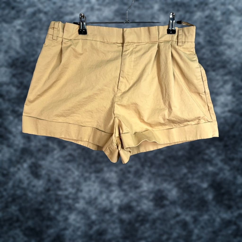Zara Zara Chino Shorts Shirt Womens Beige Cotton Blend Regular Pockets 3in Inseam. Size 32" / US 10 / IT 46 - 1 Thumbnail