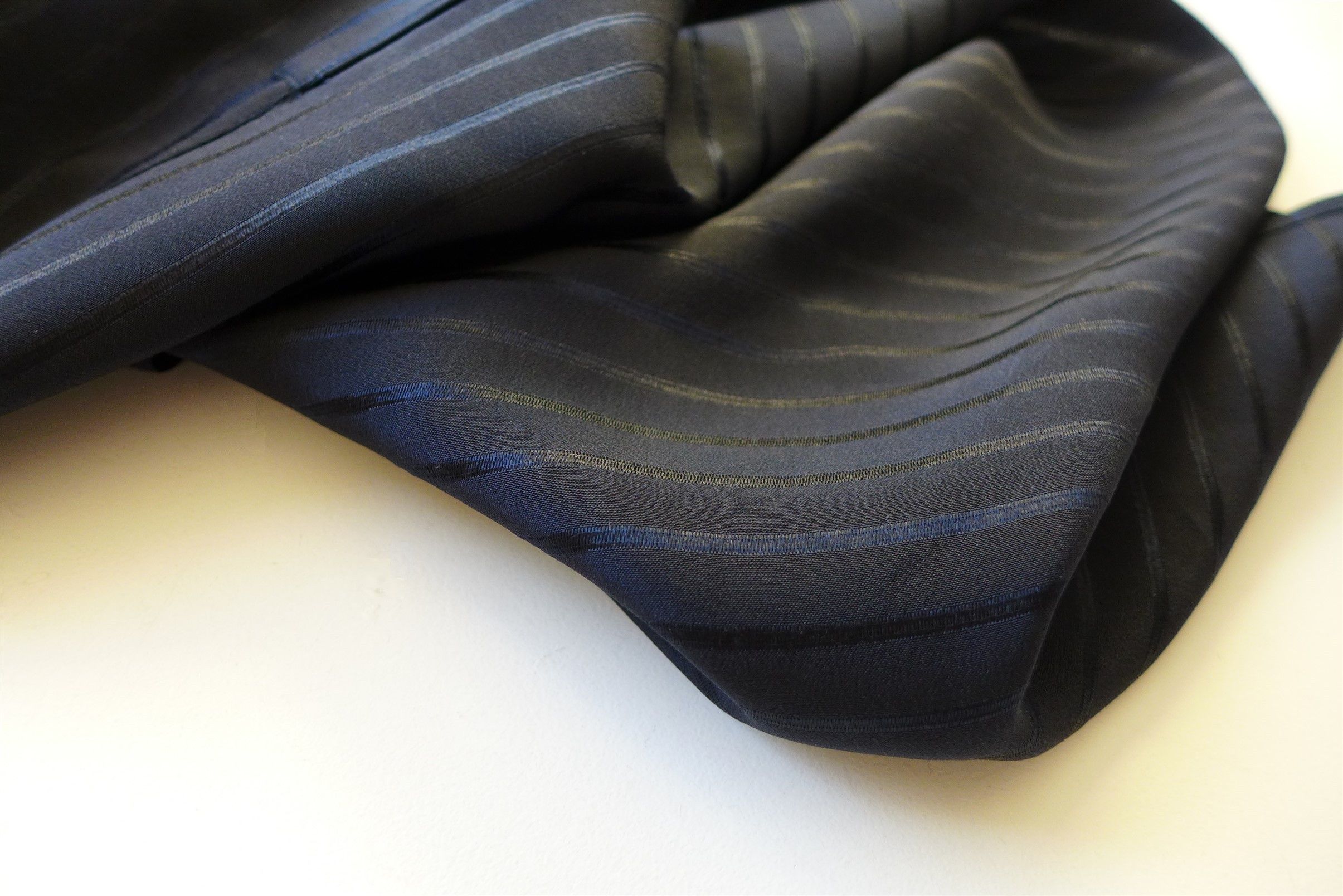 Saint Laurent Paris Saint Laurent Navy Stripe Silk Shirt Size US XL / EU 56 / 4 - 12 Thumbnail