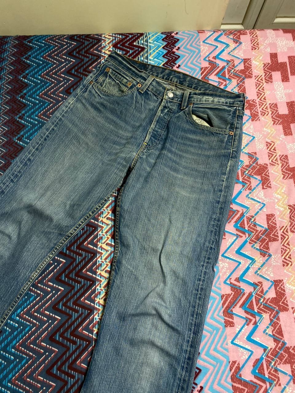 Levi's × Vintage VINTAGE Y2K LEVI'S 501 DARK WASH DENIM JEANS Size US 32 / EU 48 - 15 Thumbnail