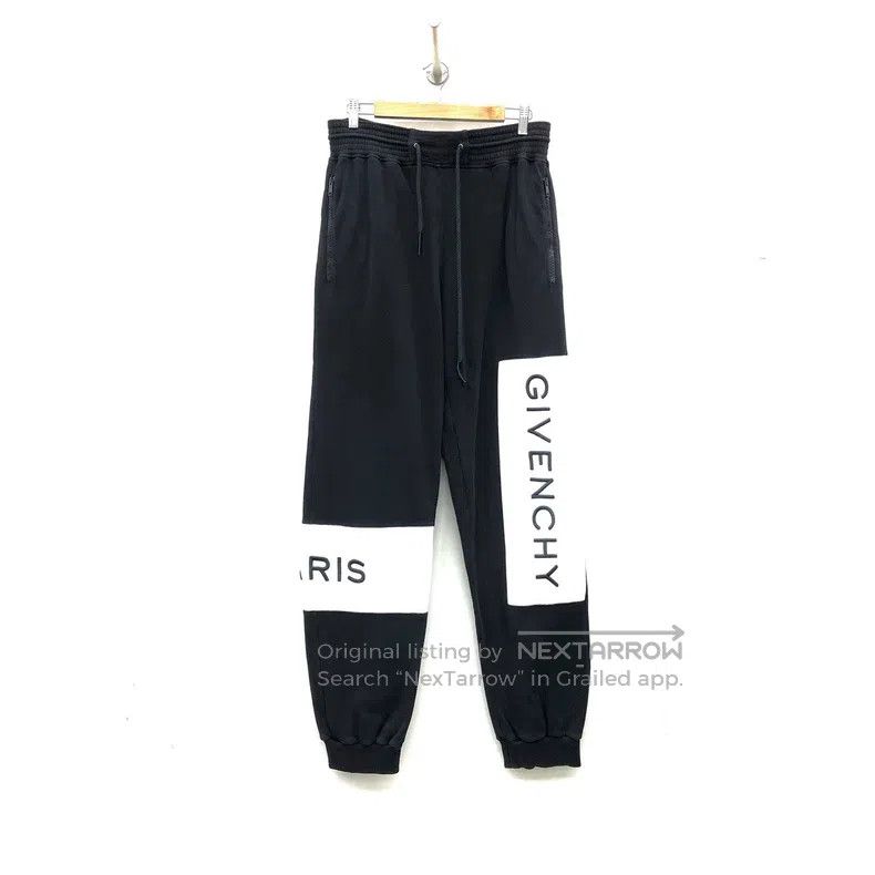 Givenchy Givenchy size L Black and White Patchwork Logo Letter Embr Size US 27 - 1 Thumbnail