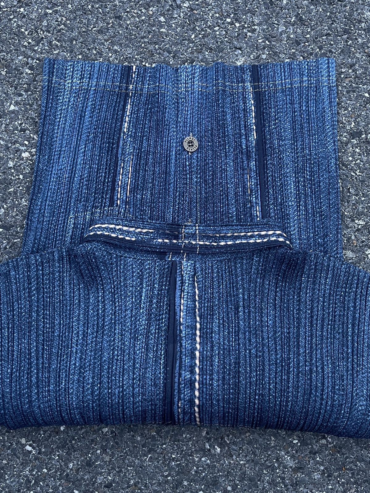 Pleats Please Issey Miyake Issey Miyake Pleats Please Denim Printed Size ONE SIZE - 8 Thumbnail