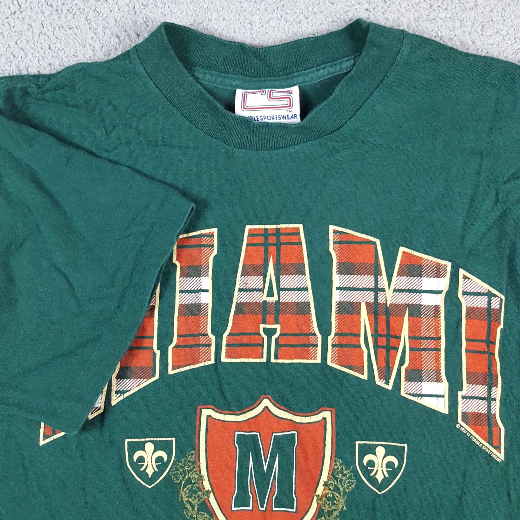 Vintage VINTAGE Miami Hurricanes Football T Shirt NCAA Mens Size M Green Cotton Embroidered Logo 90s College University NCAA Football 90s Vintage Y2K Shirts Size US M / EU 48-50 / 2 - 3 Thumbnail