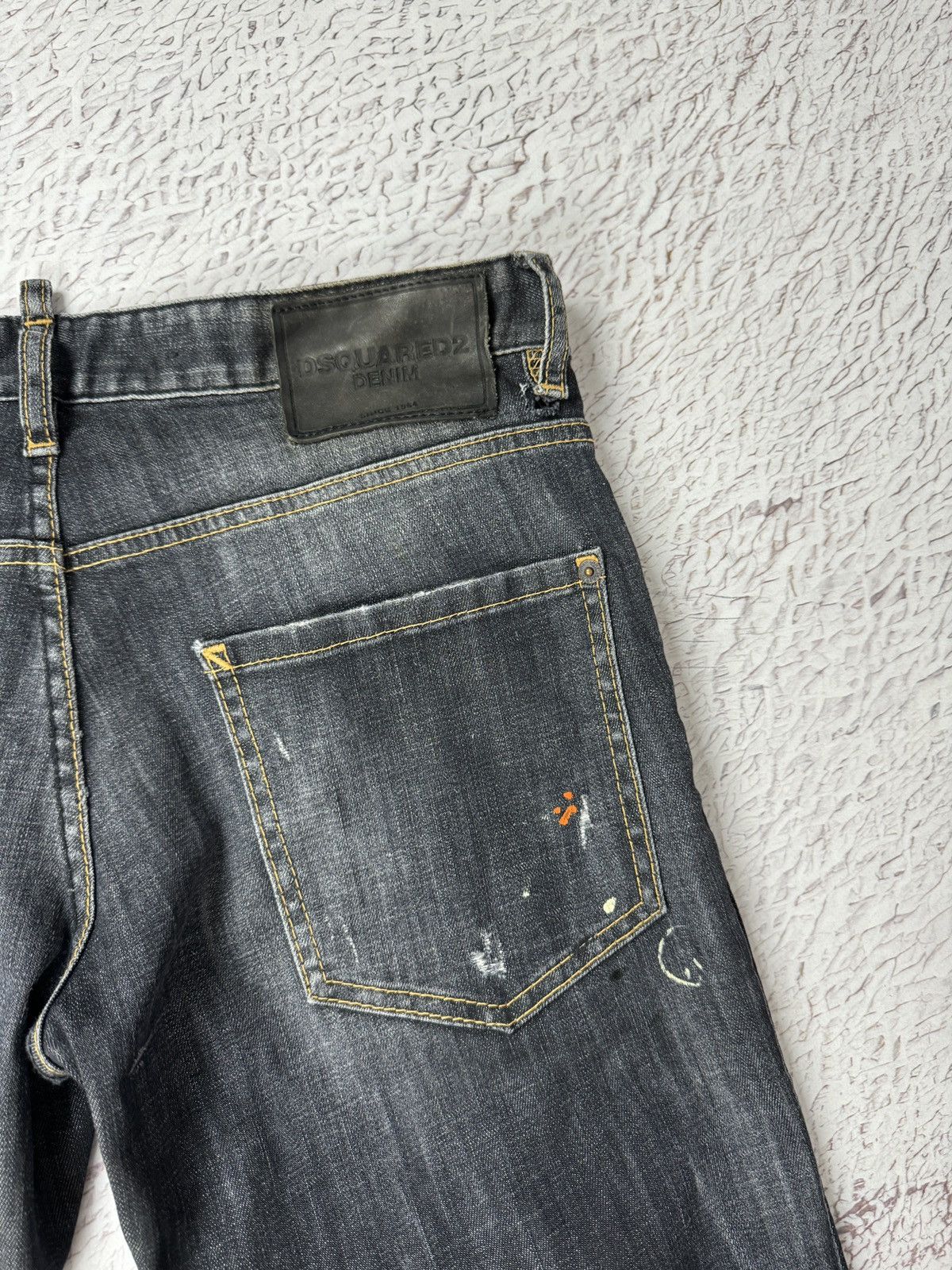 Dsquared2 Dsquared2 black distressed faded painted cropped jeans skiny Size US 34 / EU 50 - 16 Thumbnail