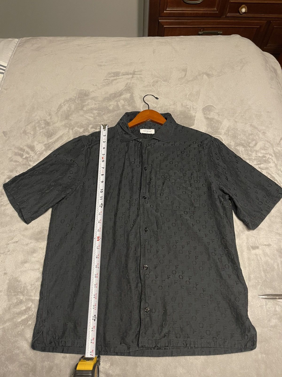 Off-White × Virgil Abloh OFF-WHITE LOGO JACQUARD CAMP COLLAR TEXTURED SHIRT SIZE L Size US L / EU 52-54 / 3 - 8 Thumbnail