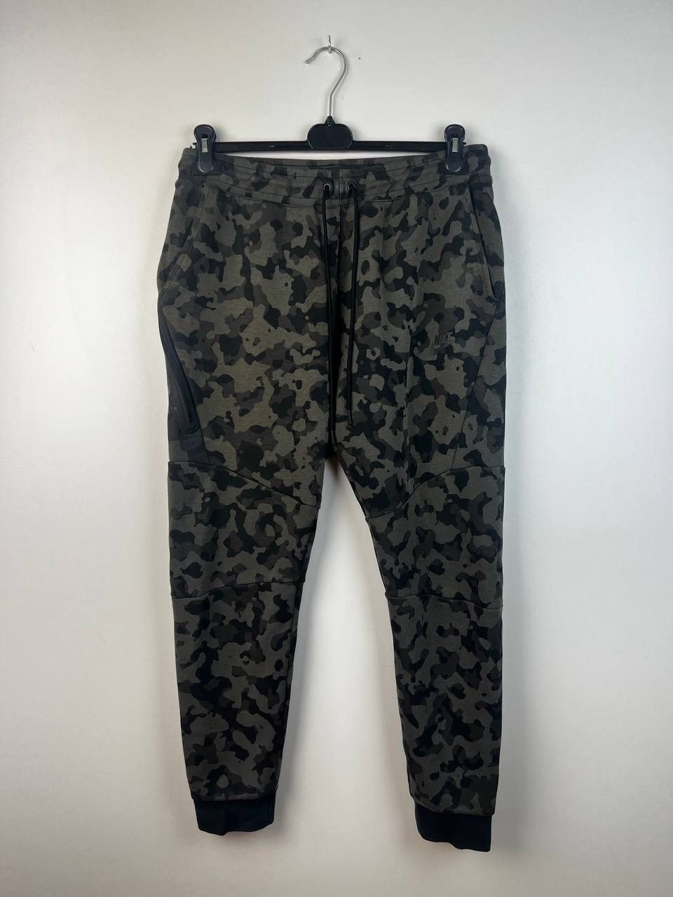 Vintage Nike Tech Fleece streetwear pants size M/32 Size US 32 / EU 48 - 1 Thumbnail