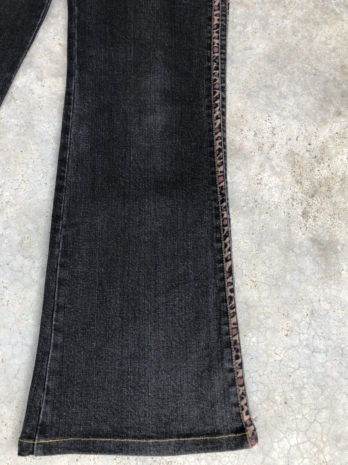 If Six Was Nine Jouer Bu Flared Jeans Distressed Jeans Size US 30 / EU 46 - 7 Thumbnail