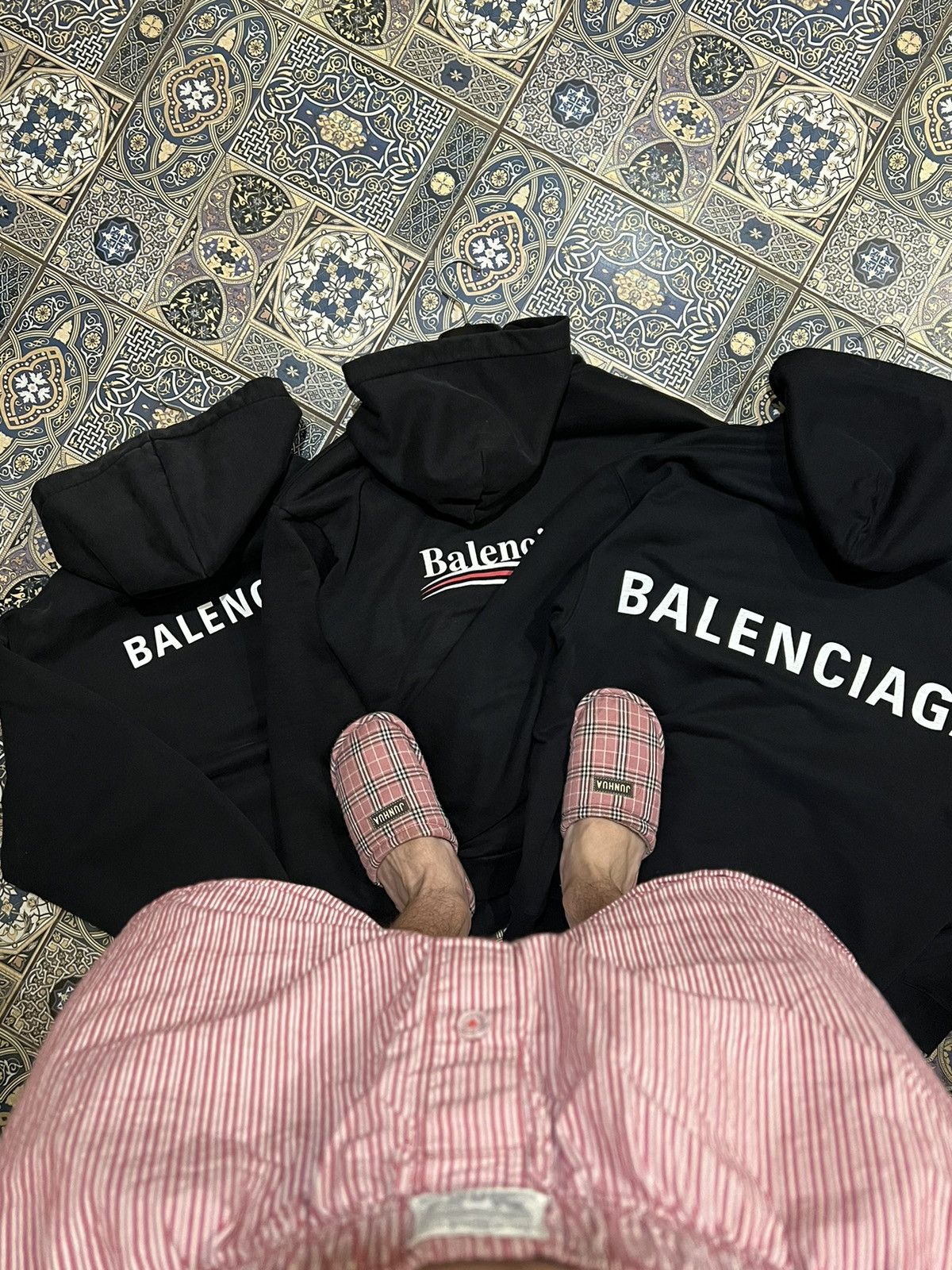 Balenciaga 🚨Balenciaga black Hoodie logo-print Size US M / EU 48-50 / 2 - 9 Thumbnail