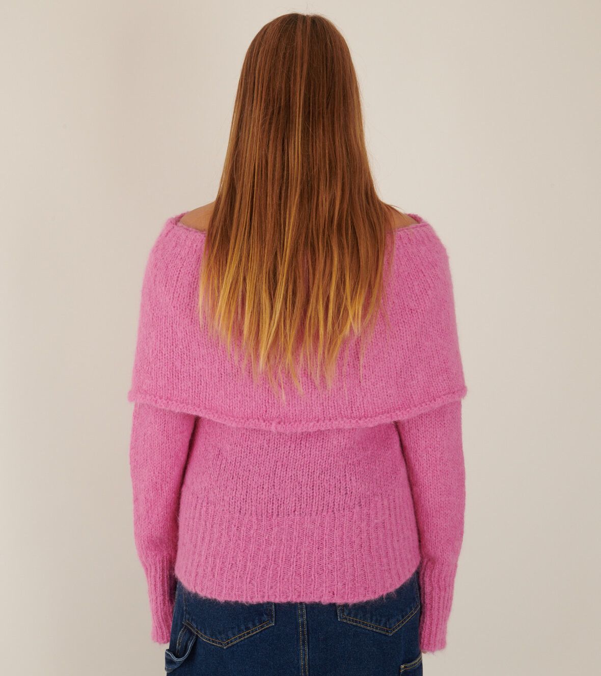 Saks Potts o1s22i1n0924 Skylar Off-Shoulder Sweater in Fuchsia Size M / US 6-8 / IT 42-44 - 4 Thumbnail