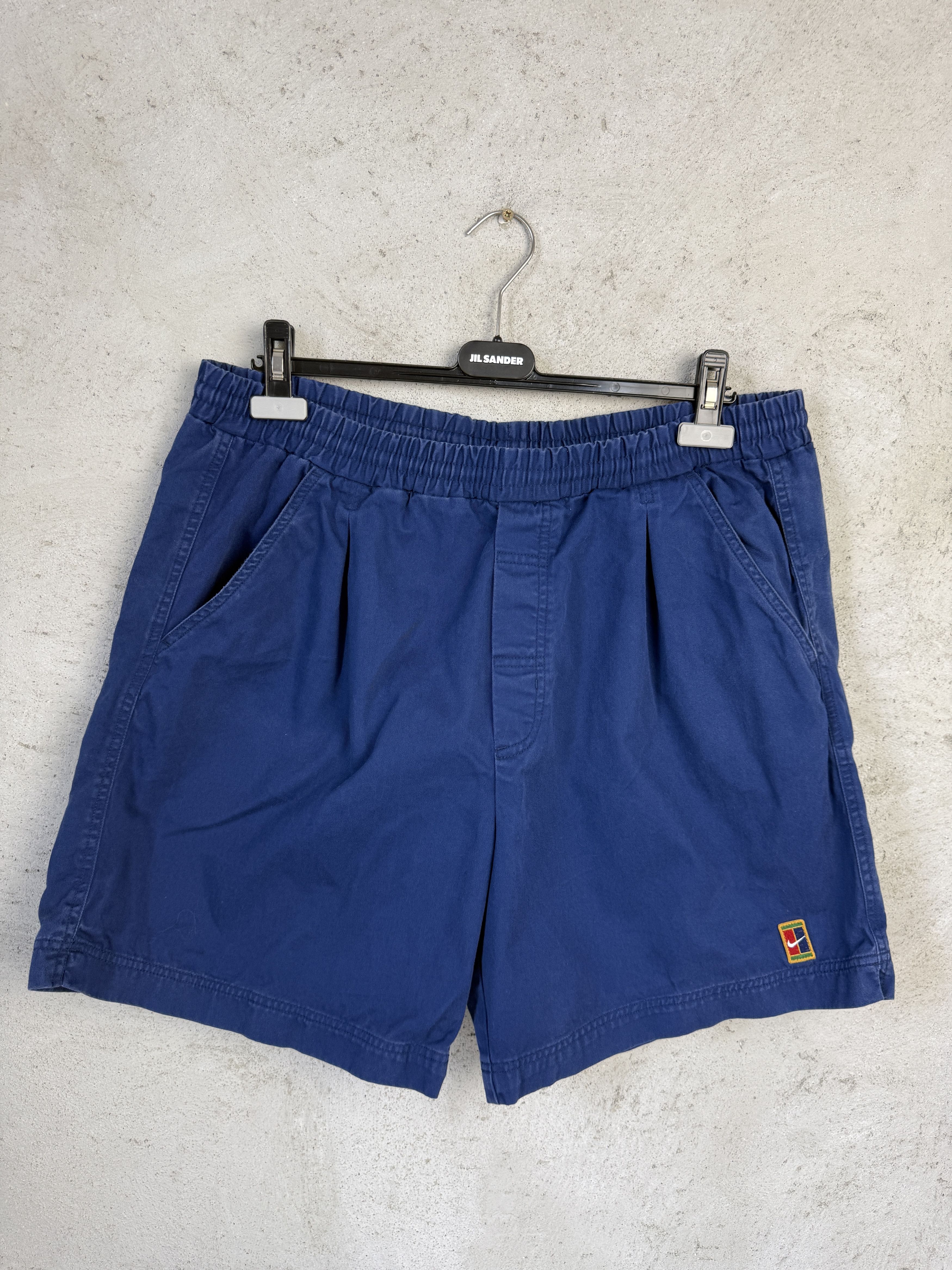 Nike Nike tennis court vintage shorts small logo skate rap Size US 34 / EU 50 - 1 Thumbnail