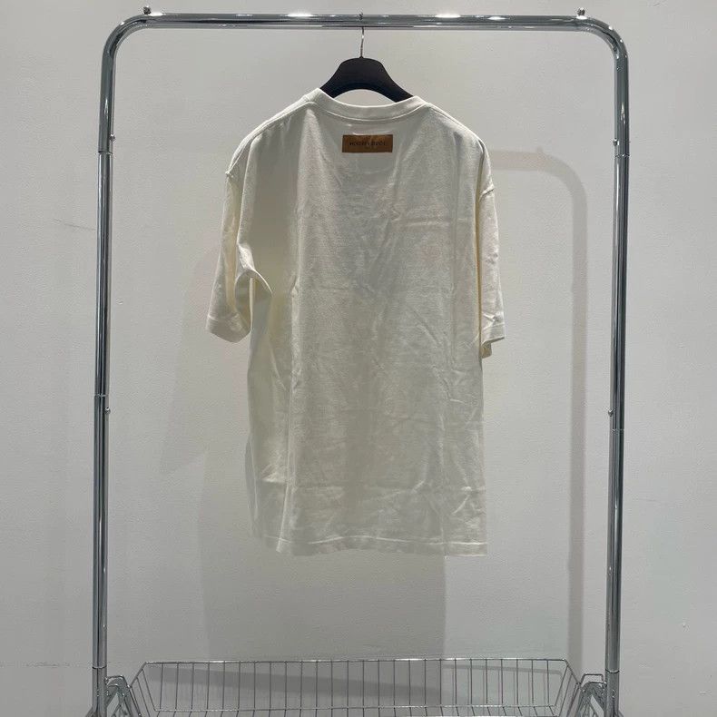 Louis Vuitton Louis Vuitton size 5l Rainbow printed short sleeves Size US M / EU 48-50 / 2 - 2 Thumbnail