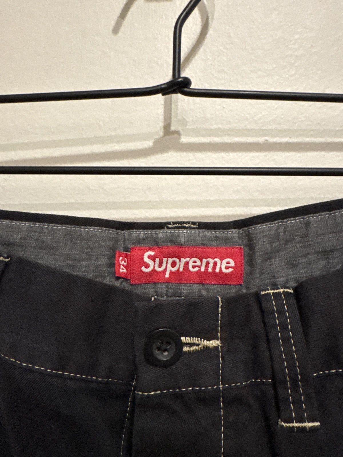パンツ supreme Chino Pant Overdyed Labels Supreme Chino Pant (FW24) - $158