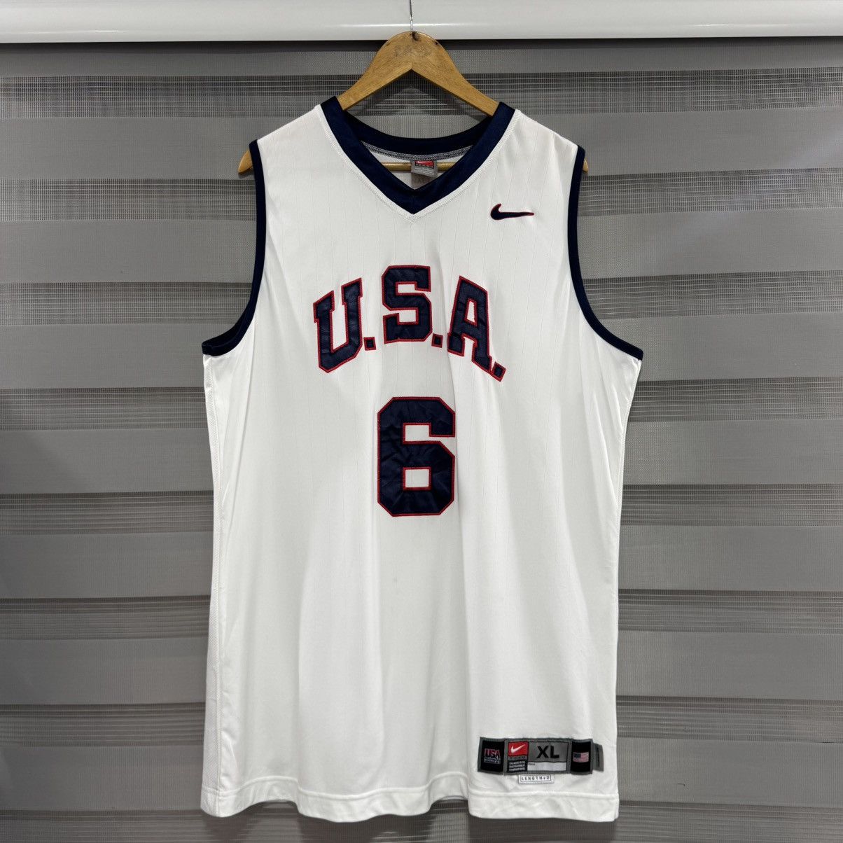 Nike LeBron James #6 Team USA 2007 Olympics Nike Authentic Jersey Size US XL / EU 56 / 4 - 1 Thumbnail
