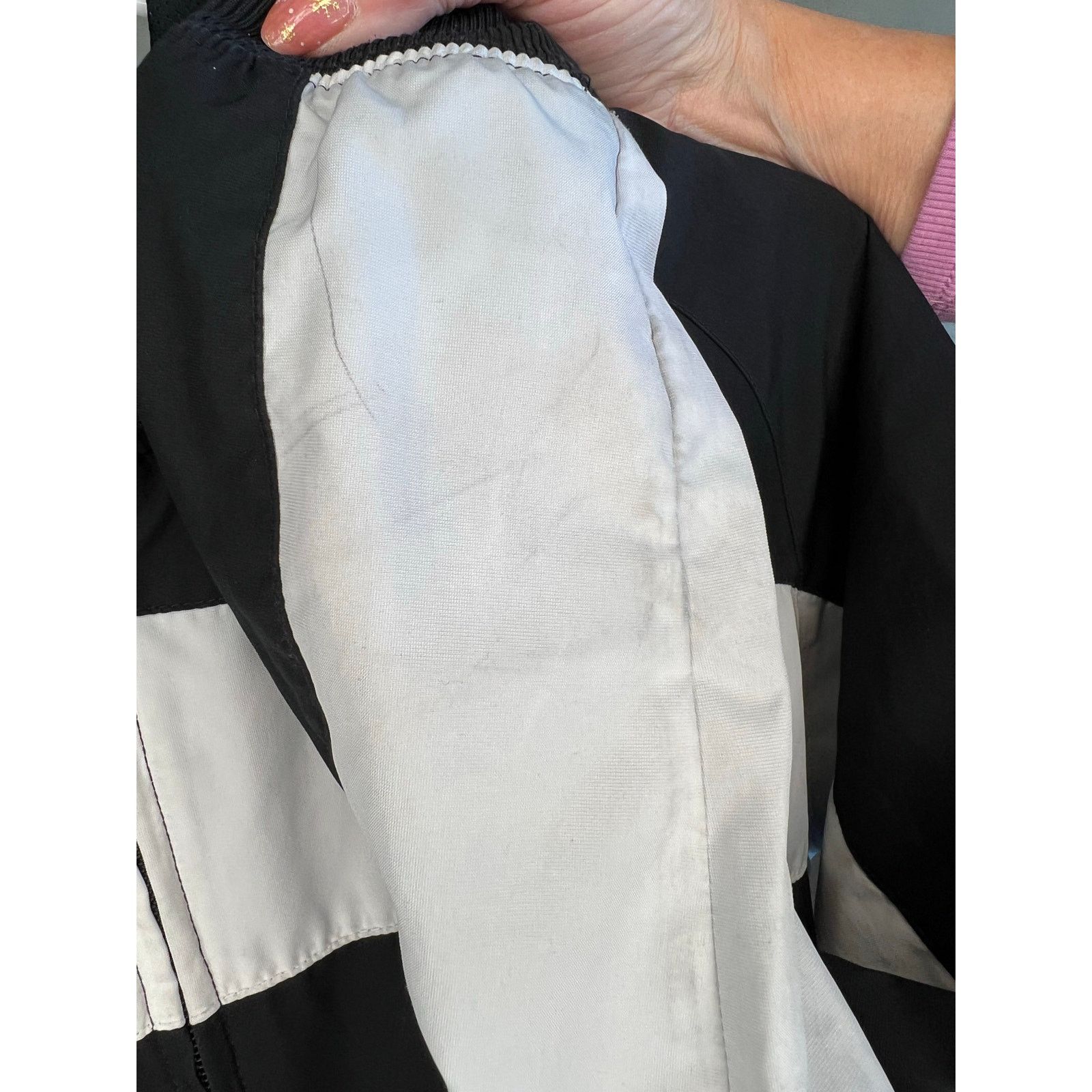 Nike Nike black/white women’s track jacket Size medium (8-10) Size M / US 6-8 / IT 42-44 - 6 Thumbnail