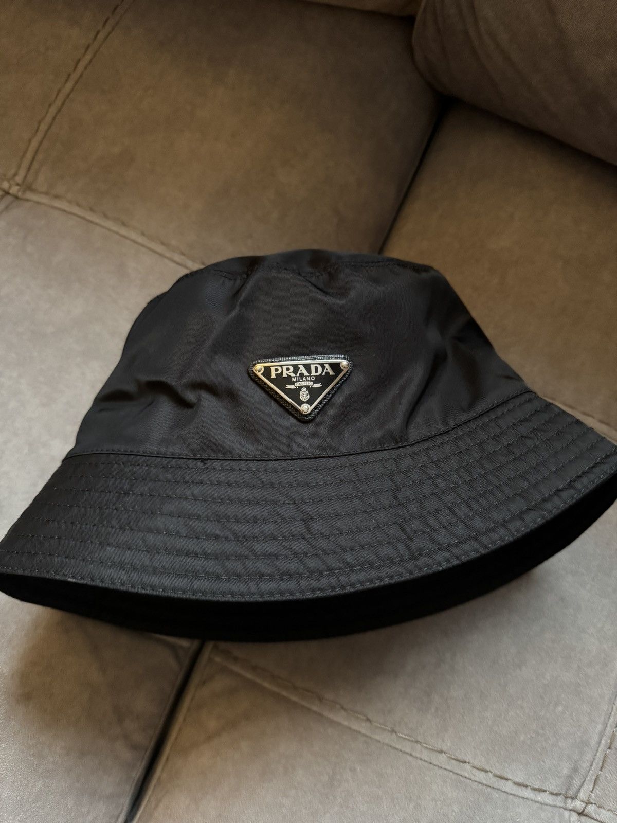 Prada PRADA bucket hat marked size M see ALL PHOTOS AND MEASURES Size ONE SIZE - 2 Thumbnail