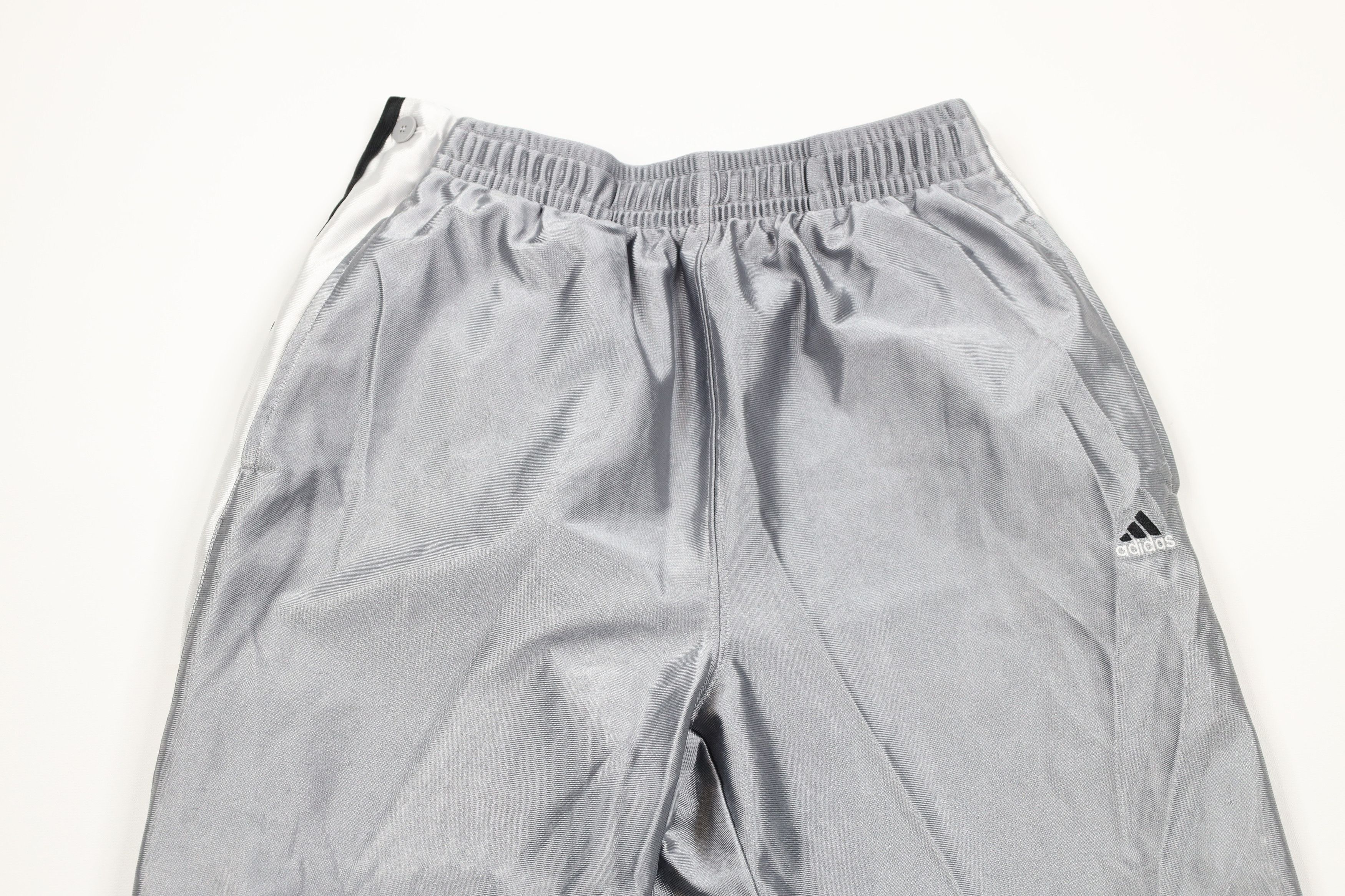 Adidas × Vintage Vintage Adidas Striped Wide Leg Tearaway Sweatpants Silver Size US 32 / EU 48 - 2 Thumbnail