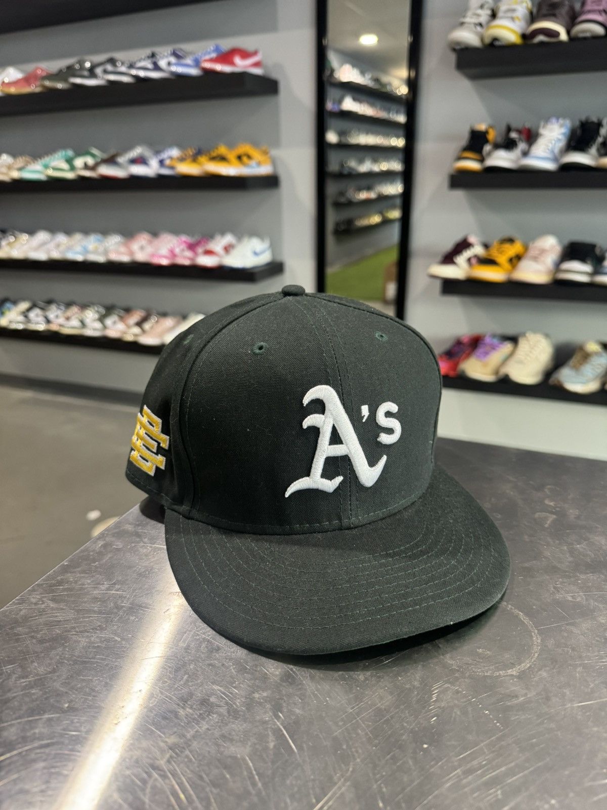 Eric Emanuel Eric Emanuel New Era Fitted Size 7 5/8 Size ONE SIZE - 1 Thumbnail