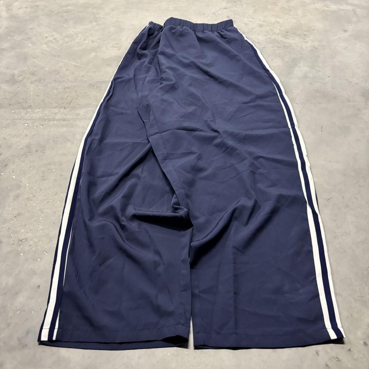 Japanese Brand × Vintage Crazy Vintage Y2K/2000s Baggy Navy Blue Striped Parachute Loose Fit Track Pants! Size US 34 / EU 50 - 2 Thumbnail