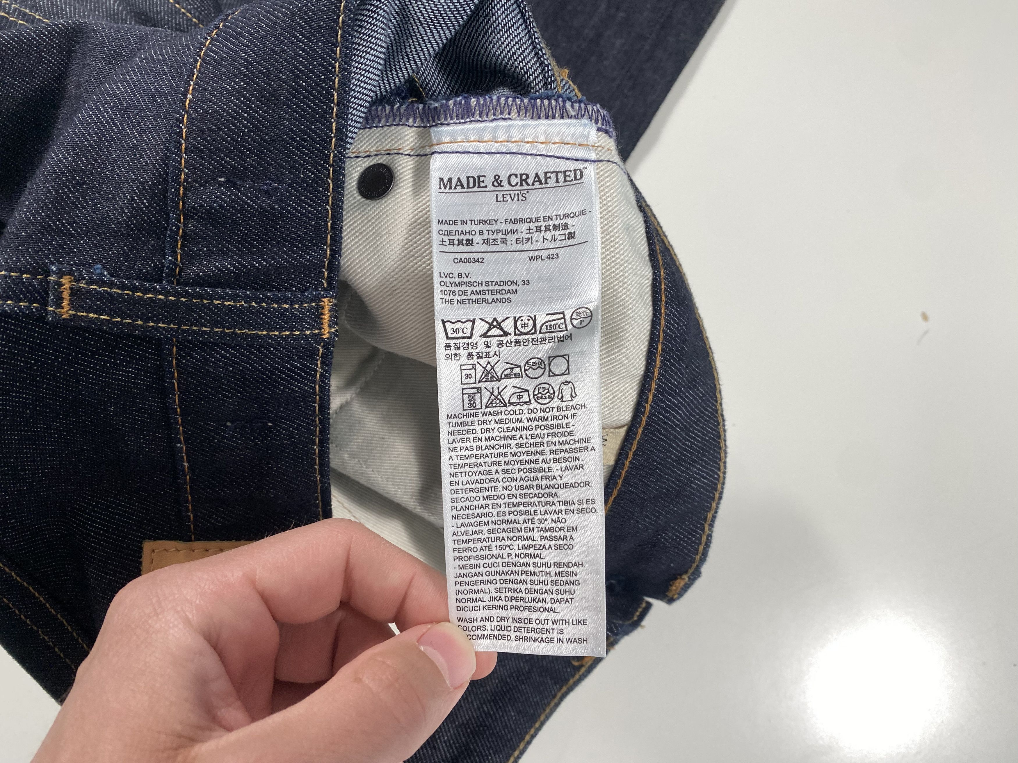 Levi's Levi's Made & Crafted Needle Narrow Dark Wash Selvedge Jeans Size US 28 / EU 44 - 6 Thumbnail