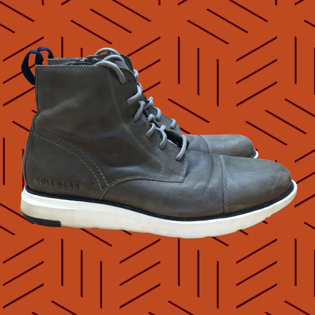 Cole Haan Cole Haan Grand Atlantic Leather Boot Mens 11 M Gray Comfort Grand Zip Everyday Chukka Boots Casual Shoes Size US 11 / EU 44 - 1 Thumbnail