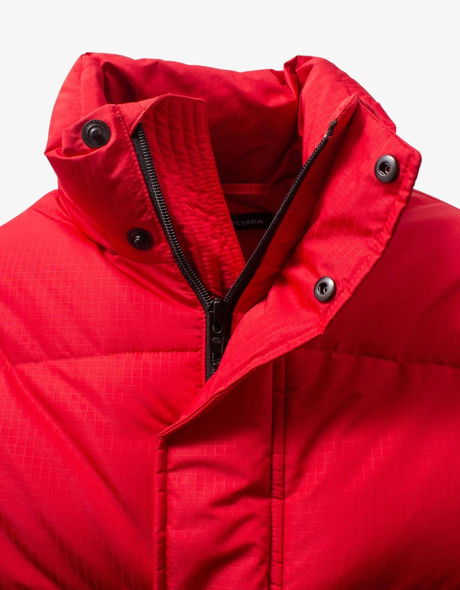 Balenciaga Balenciaga Red C Shape Puffer Jacket - AW20 SIZE 48 Size US M / EU 48-50 / 2 - 3 Thumbnail