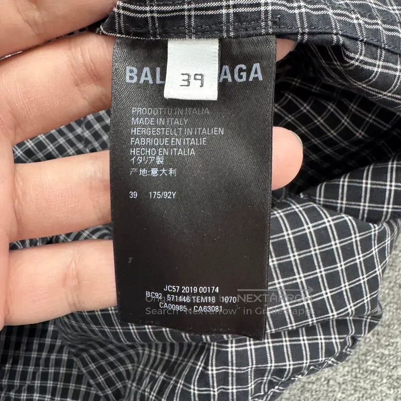 Balenciaga Balenciaga size 39 Plaid Stitched Short Sleeve Size US S / EU 44-46 / 1 - 3 Thumbnail