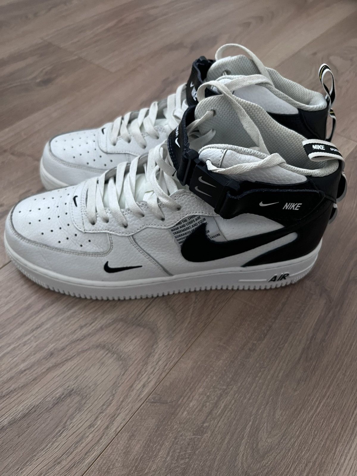 Nike Nike Air Force 1 Mid Utility Size US 10 / EU 43 - 4 Thumbnail