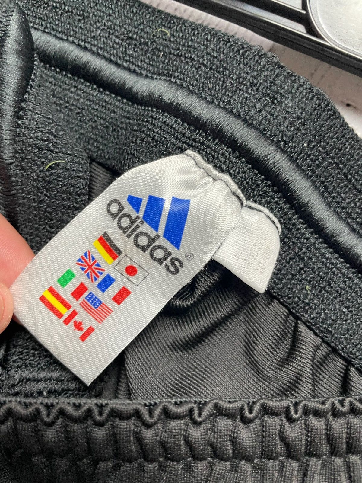 Adidas × Vintage Vintage adidas New Castle United soccer shorts size S Size US 30 / EU 46 - 4 Thumbnail