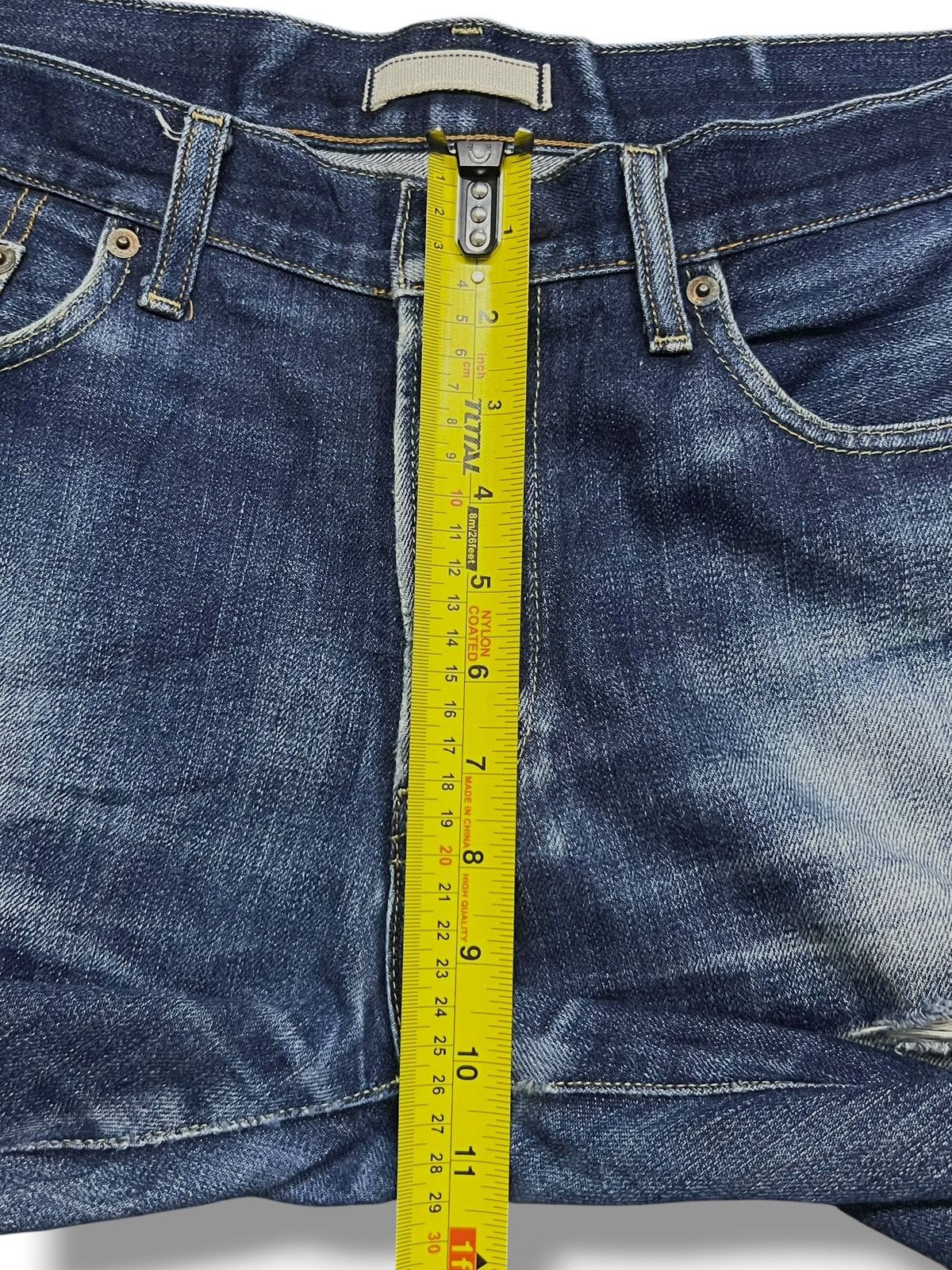 Uniqlo Vintage Uniqlo Selvedge Denim Japan - Faded Wash, Distressed Size US 34 / EU 50 - 13 Thumbnail