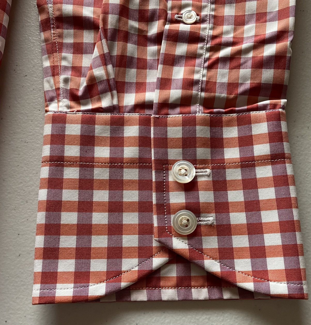 Tom Ford Tom Ford strawberry gingham check shirt 17 43e NWOT Size US L / EU 52-54 / 3 - 11 Thumbnail