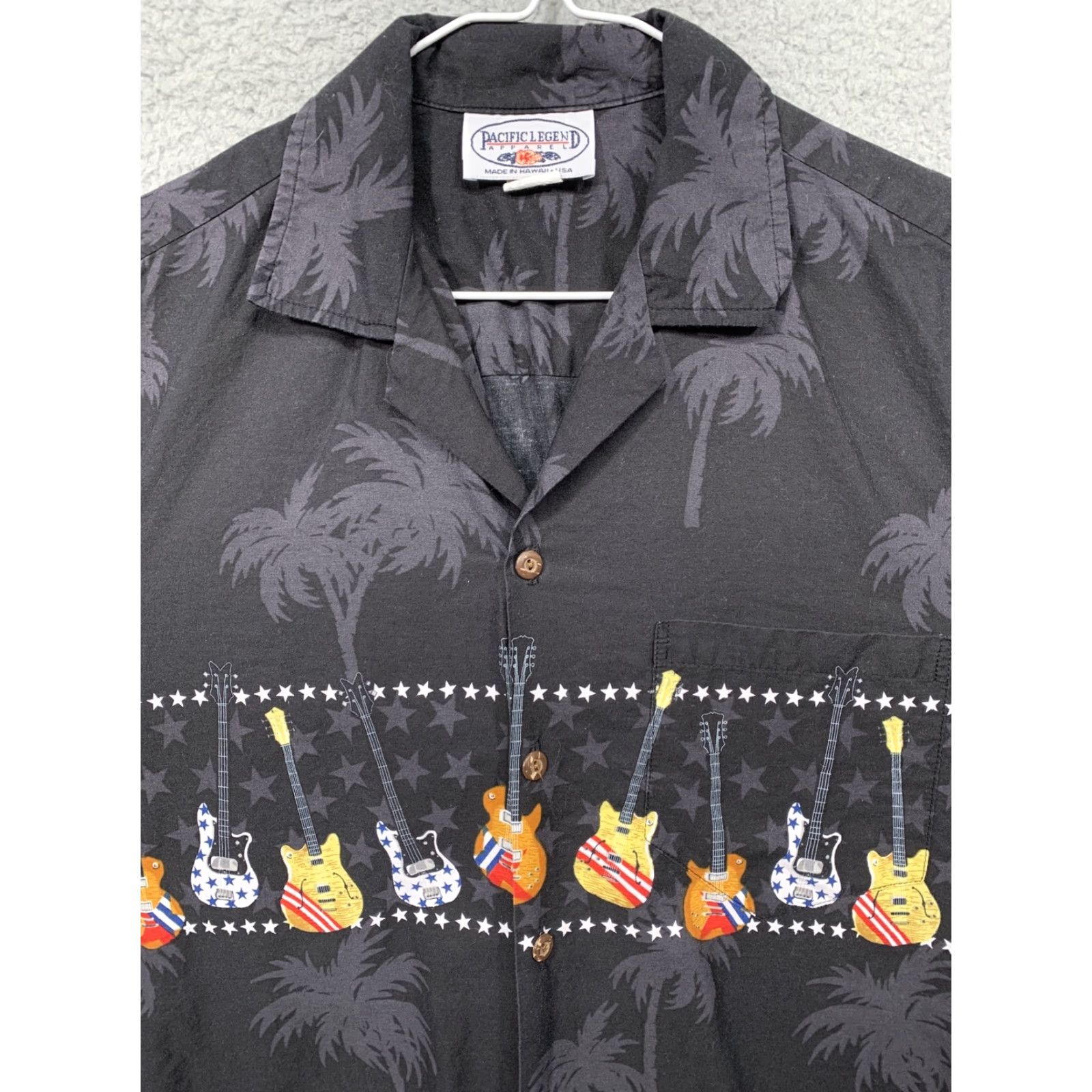 Vintage Pacific Legend Button-Up Shirt Mens M Black Palm Trees Guitars Hawaii USA Hawaiian Casual Short Sleeve Button-Up Size US M / EU 48-50 / 2 - 2 Thumbnail