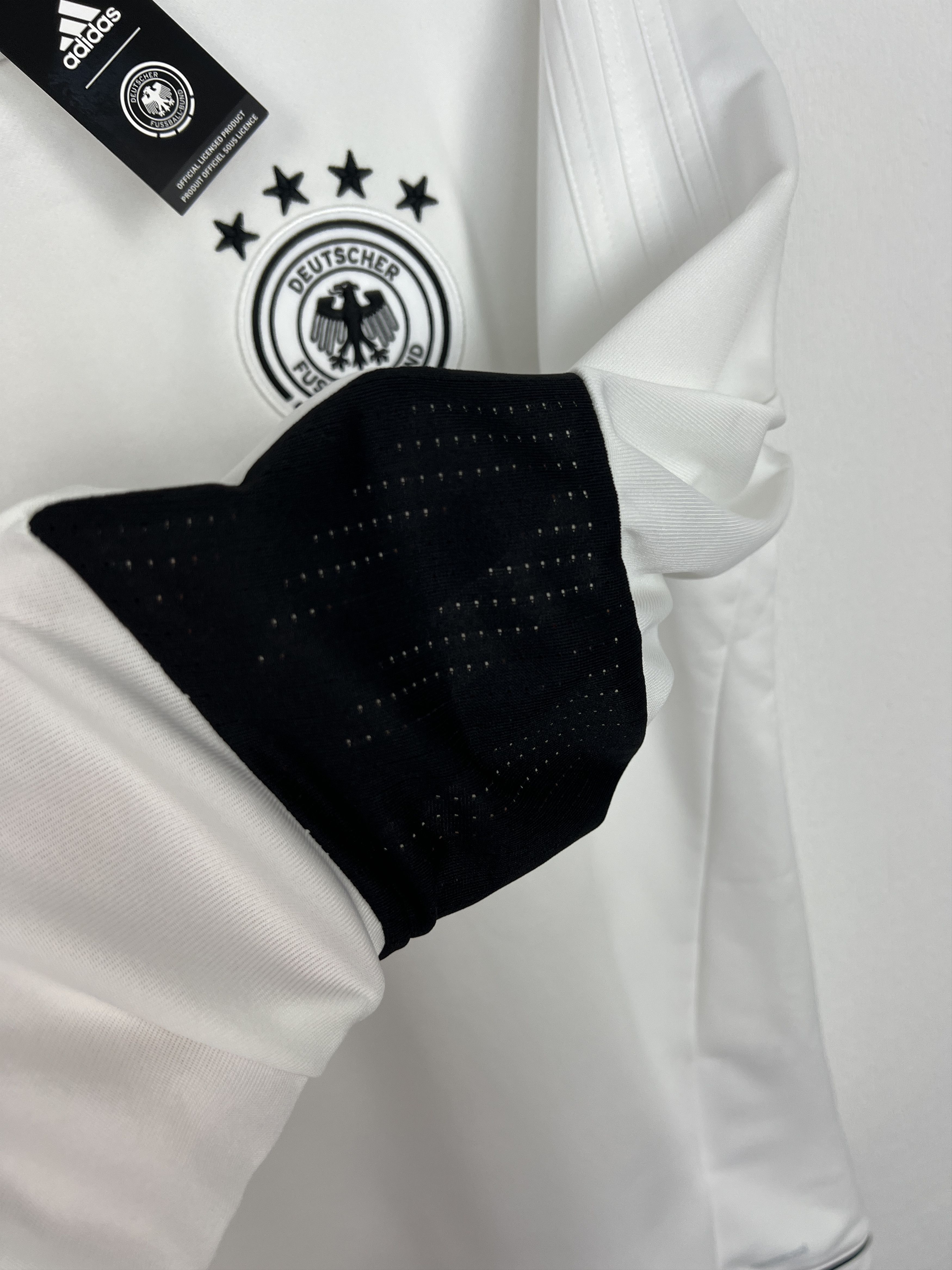 Mercedes-Benz Adidas Germany Mercedes Benz Football Train Sweatshirt Size US M / EU 48-50 / 2 - 8 Thumbnail