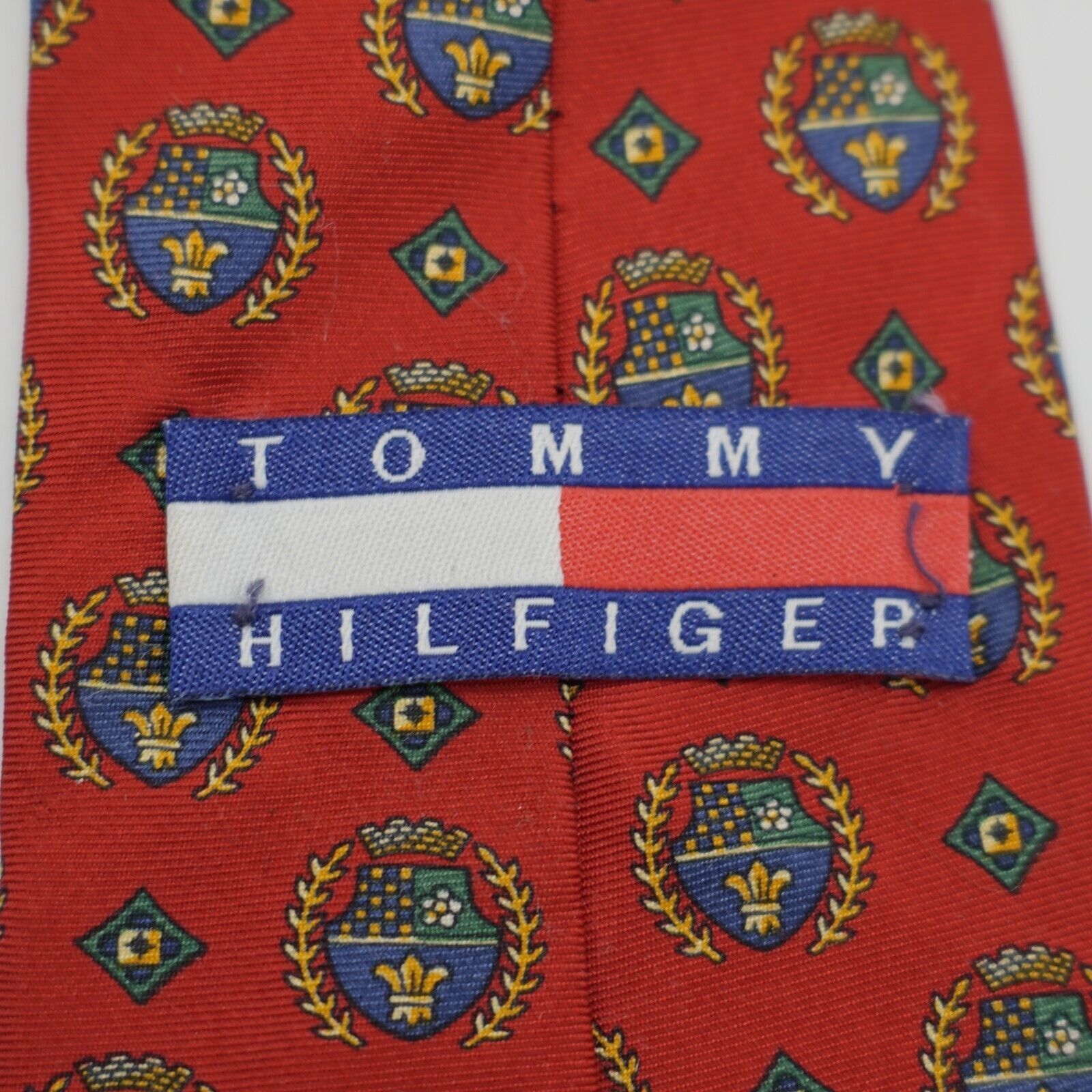 Tommy Hilfiger Vintage Tommy Hilfiger Red Crest Print Italian Silk Tie Wide Size ONE SIZE - 3 Thumbnail