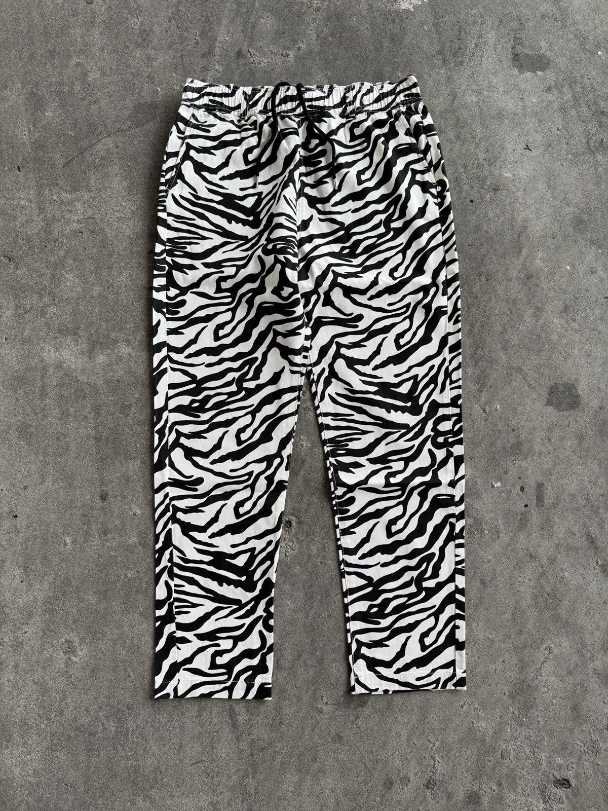 Japanese Brand 2000s Jungle Storm Zebra Cotton Easy Pants Size US 32 / EU 48 - 3 Thumbnail