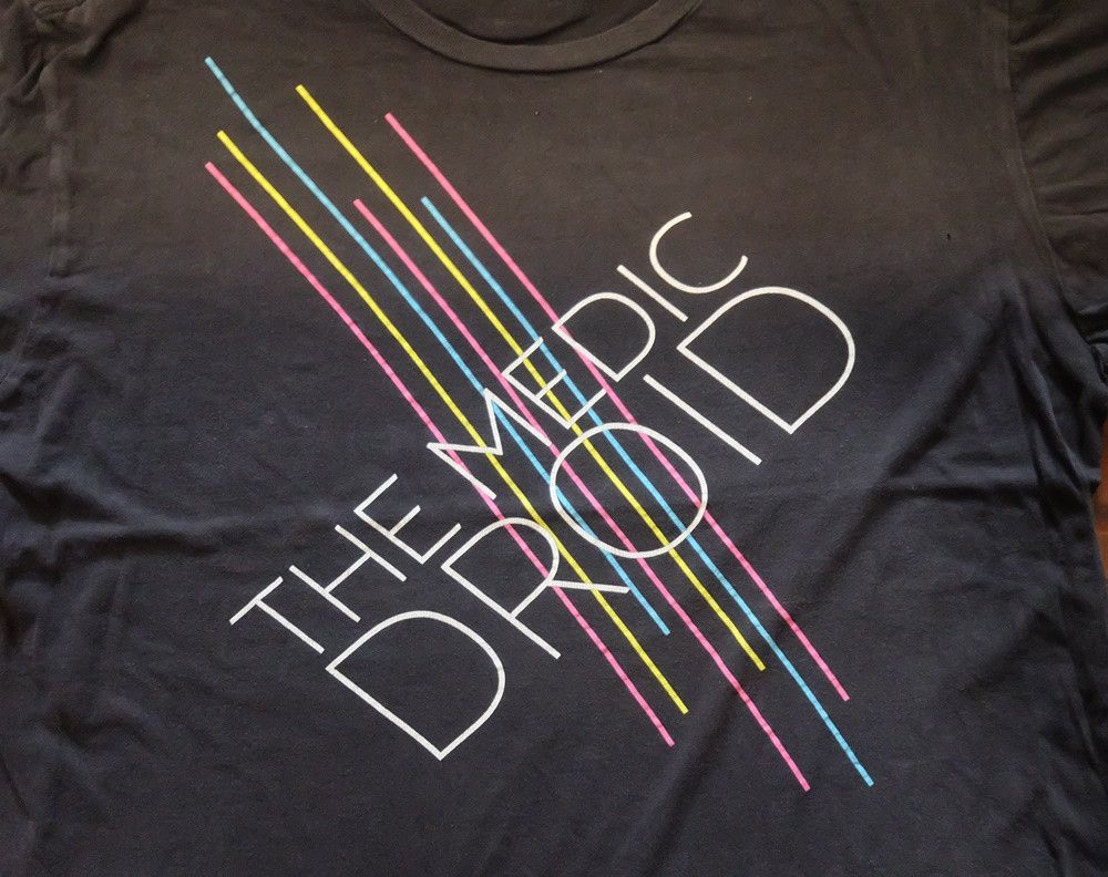 Band Tees The Medic Droid T-shirt Size US XL / EU 56 / 4 - 2 Thumbnail