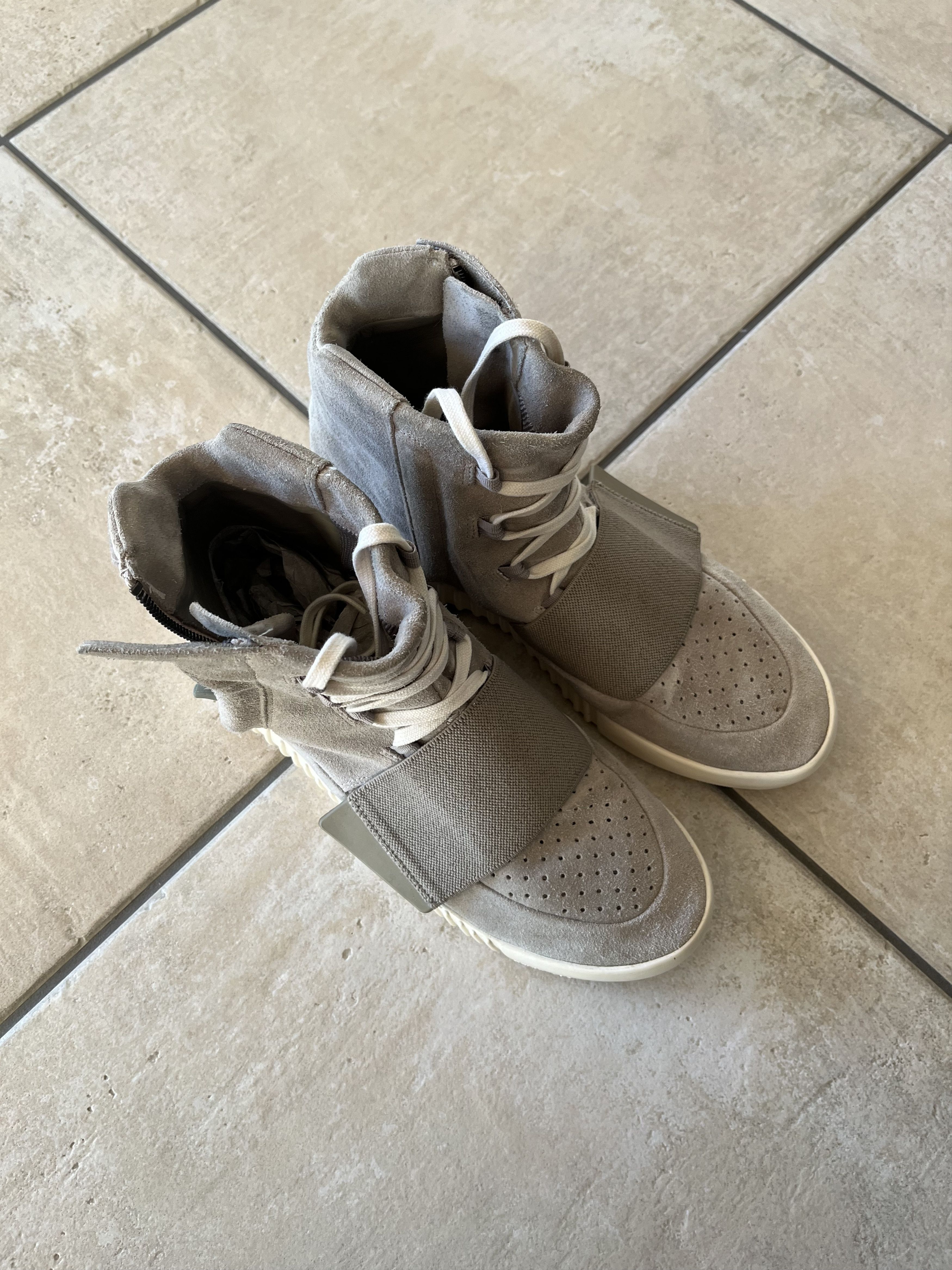 Yeezy Yeezy 750 OG Grey Size US 11 / EU 44 - 2 Thumbnail