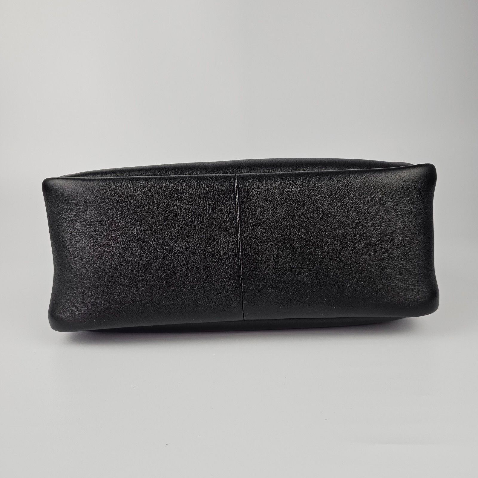 Prada PRADA $3150 Medium Black Leather Handbag New And Authentic Size ONE SIZE - 6 Thumbnail