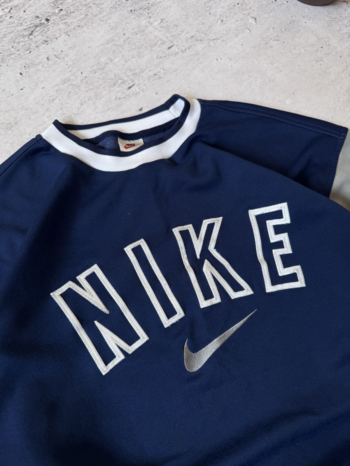 Nike × Vintage NIKE VINTAGE 00s y2k OVERSIZE BAGGY SWEATSHIRT CENTER LOGO Size US L / EU 52-54 / 3 - 3 Thumbnail