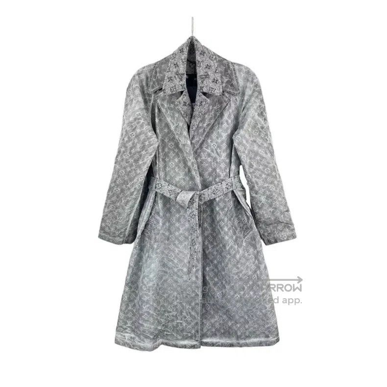 Louis Vuitton Louis Vuitton Grey aged print full windbreaker coat Size 4XL / US 24-26 - 1 Thumbnail