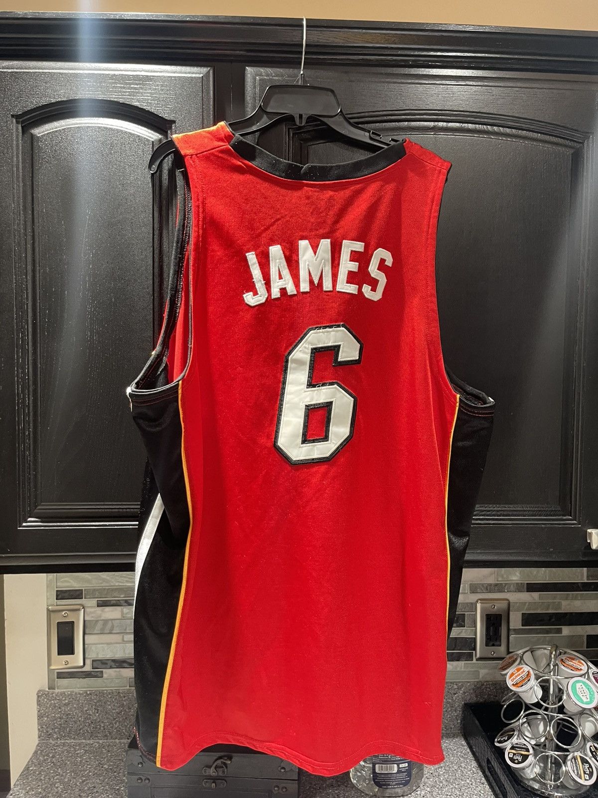 Adidas × NBA Adidas Miami Heat LeBron James #6 Basketball Jersey Size US L / EU 52-54 / 3 - 5 Thumbnail