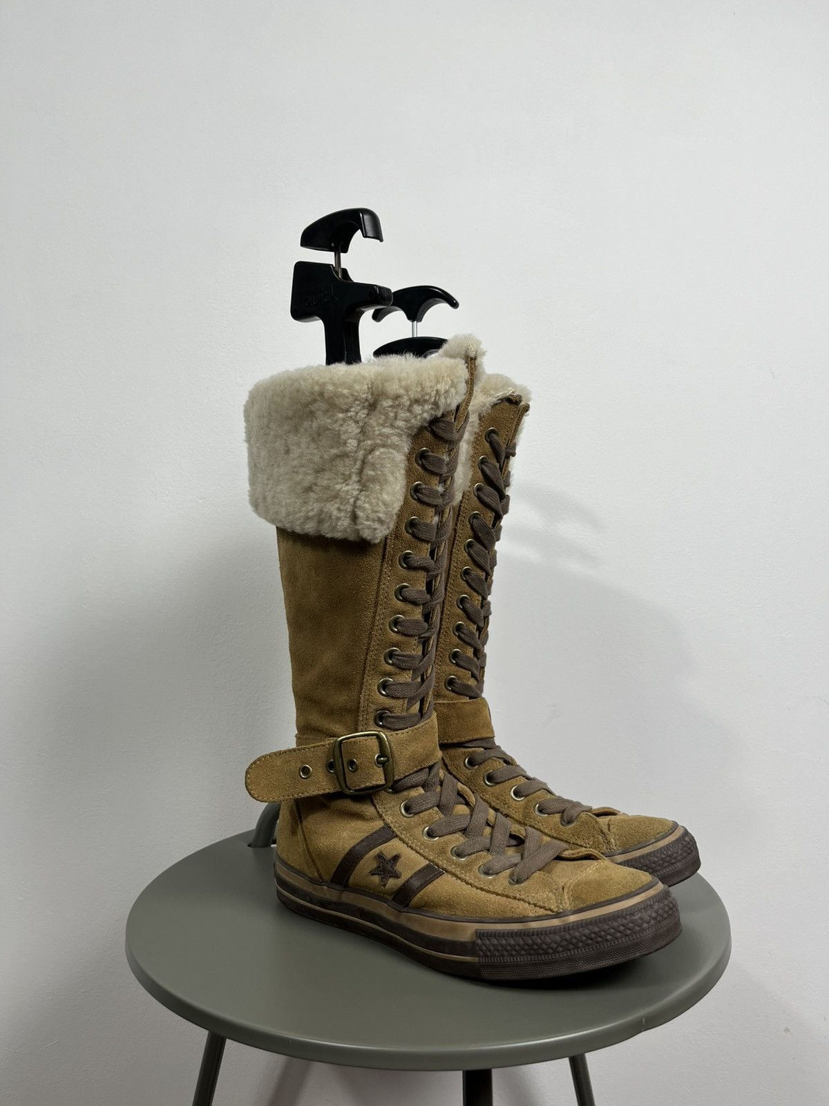 Converse Converse Shearling Leather Suede Boots Winter Buckle Size 9 Size US 9 / IT 39 - 3 Thumbnail