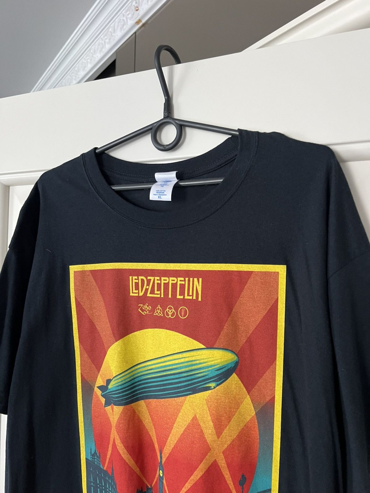 Band Tees Vintage Led Zeppelin Band Tee Rock T-Shirt Size US XL / EU 56 / 4 - 4 Thumbnail