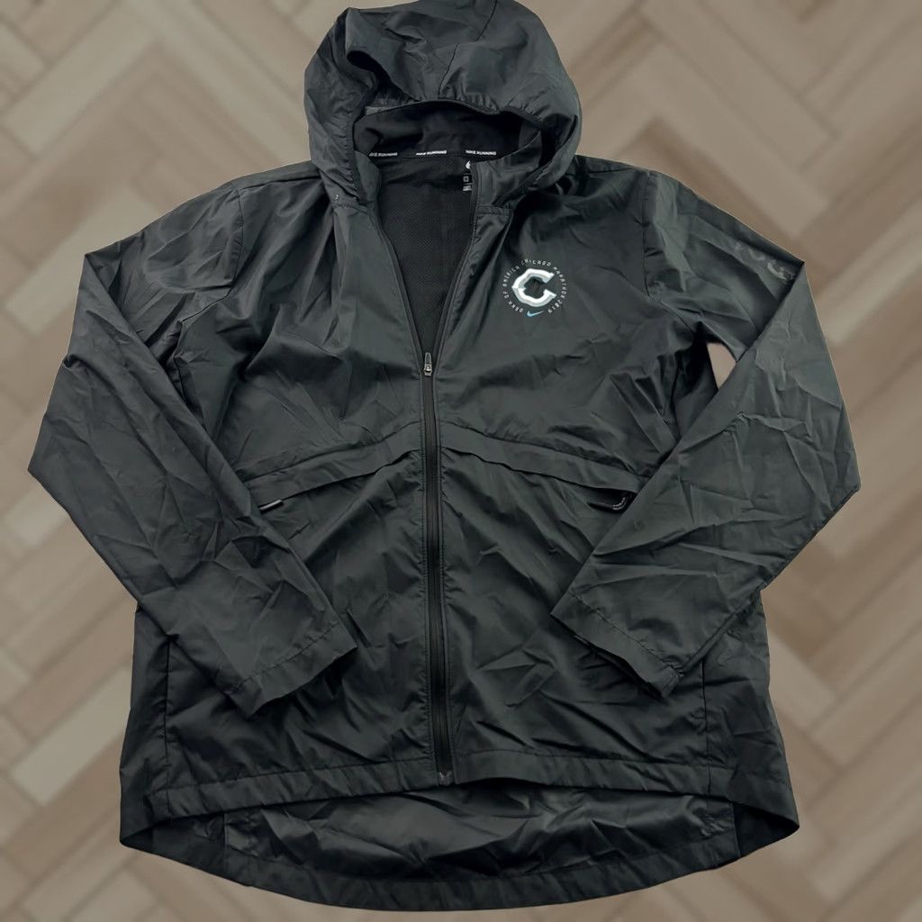 Nike Nike Running Chicago Marathon 2019 Full Zip Hooded Windbreaker Women's M Black Windbreaker Nike Shirt Jacket Womens M Size M / US 6-8 / IT 42-44 - 1 Thumbnail