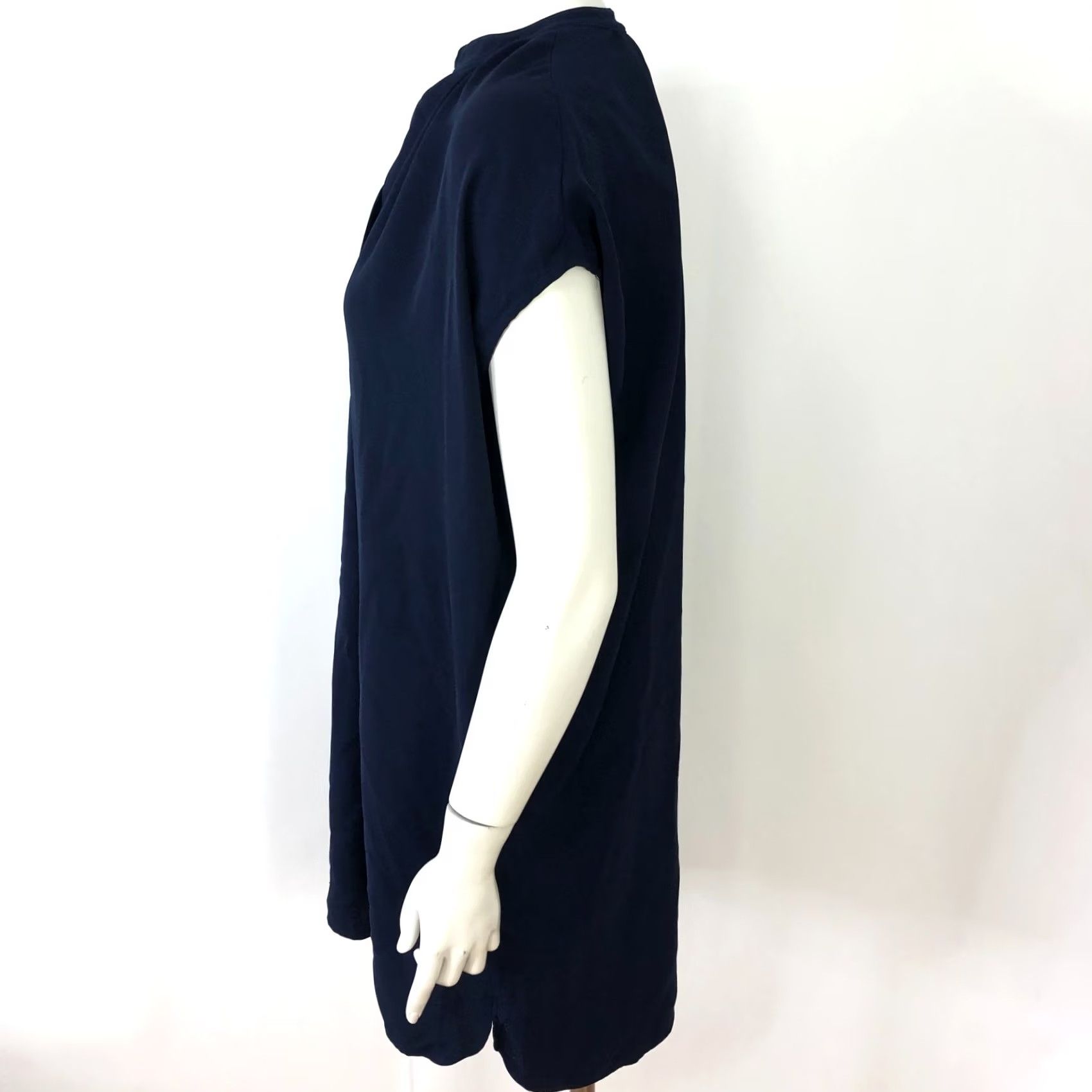 Vince Vince Blouse XS Blue Polyester Pullover Tunic Top Womens Size XS / US 0-2 / IT 36-38 - 2 Thumbnail