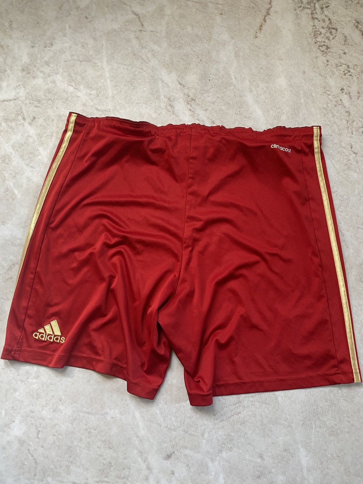 Adidas Vintage Adidas Spain Football Shorts Soccer Jersey Size US 30 / EU 46 - 4 Thumbnail
